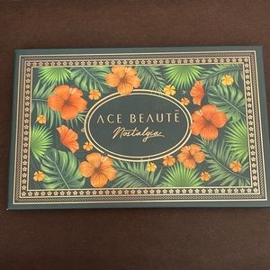 New Ace Beaute Nostalgia eye shadow palette